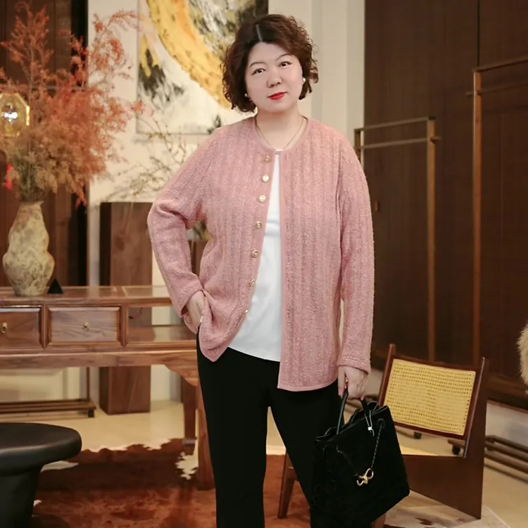 金雀绫【菠萝蜜】设计款减龄保暖百搭加宽加大开衫SZA3TY765