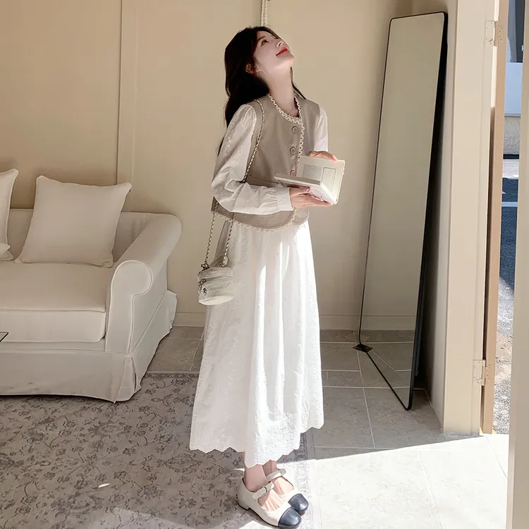 法式马甲白色长袖连衣裙女秋季2025新款早秋穿搭一整套新中式裙子