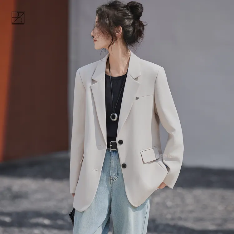 米白色小西装外套女2025秋新款韩版气质休闲简约时尚百搭宽松上衣
