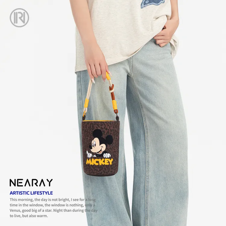 尼睿联名迪士尼-新款手机包可爱精致单肩斜挎时尚手拎包