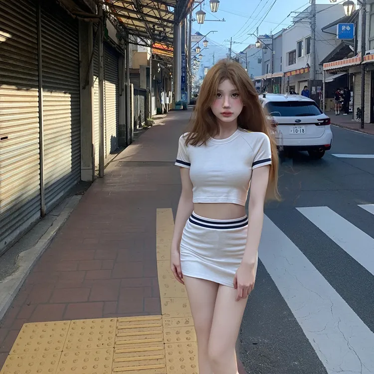 TZ6457夏季新款简约时尚套装女气质辣妹短款上衣女+半身裙两件套