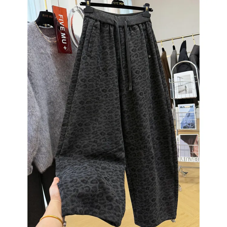 大码女装胖mm240斤复古豹纹松紧腰休闲裤女加绒加厚弯刀裤长裤子