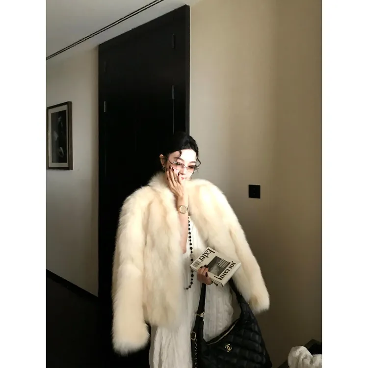 区区欧阳【SAGA芬兰初雪】芬兰进口SagaFur白狐腹毛整皮大衣皮草