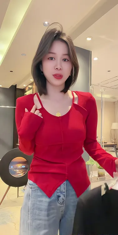 韩系休闲修身百搭打底衫秋冬季流行穿搭新款2026年收腰长袖针织衫