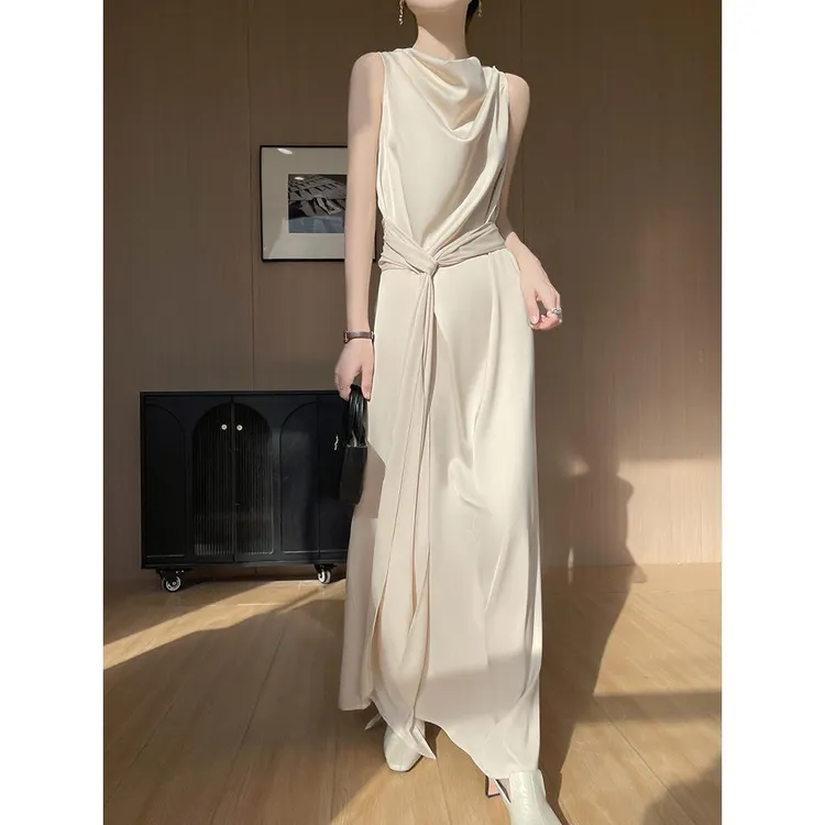质感优雅裁剪醋酸纤维气质荡领连衣裙女气质无袖缎面通勤过膝长裙