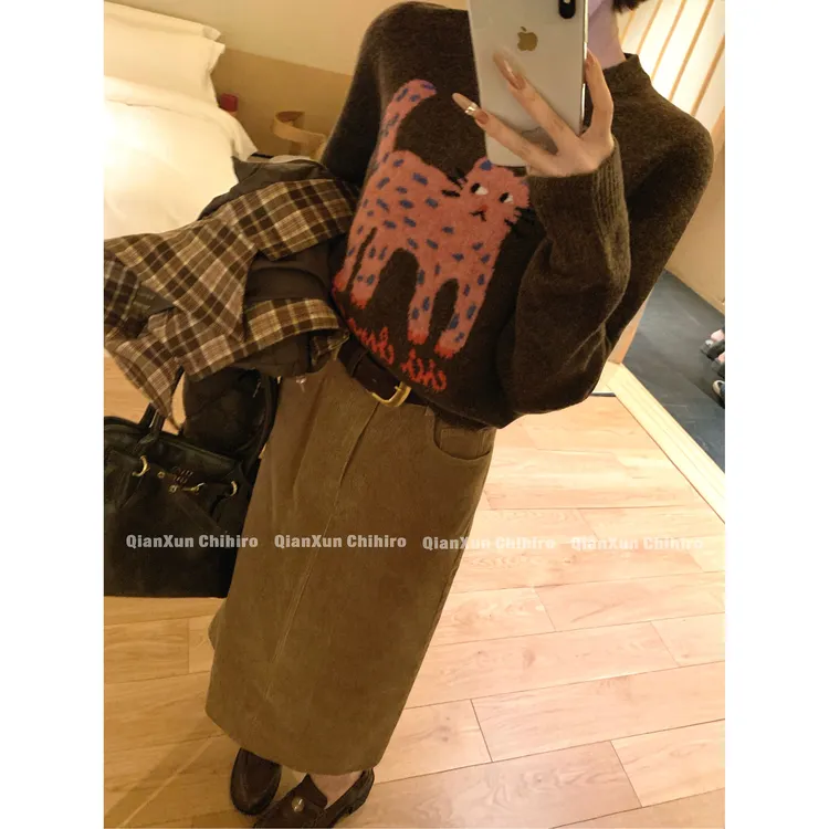 「复古灯芯绒」秋季时尚气质百搭轻奢洋气设计感半身裙QXD5BSQ8380A