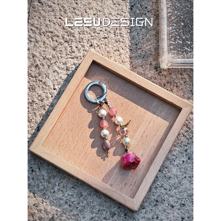 LEEUDESIGN“琉光花韵”真玫瑰花手机链条挂件ccd包挂创意手机饰品