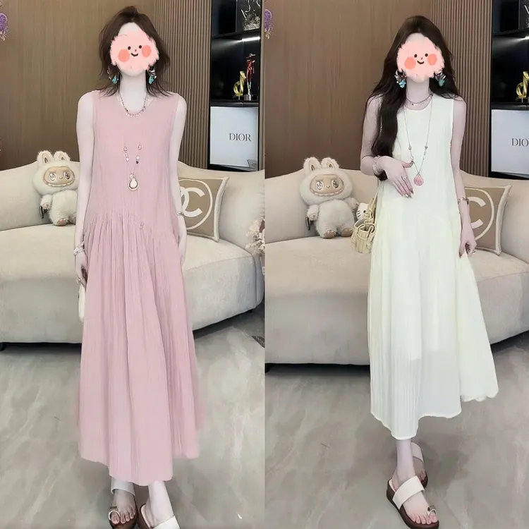 2025夏季新款出游穿搭出片时尚纯欲慵懒风松弛感舒适透气连衣裙女