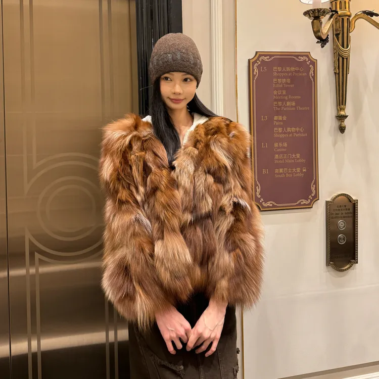人造皮草 Kissable 棕色皮草短外套