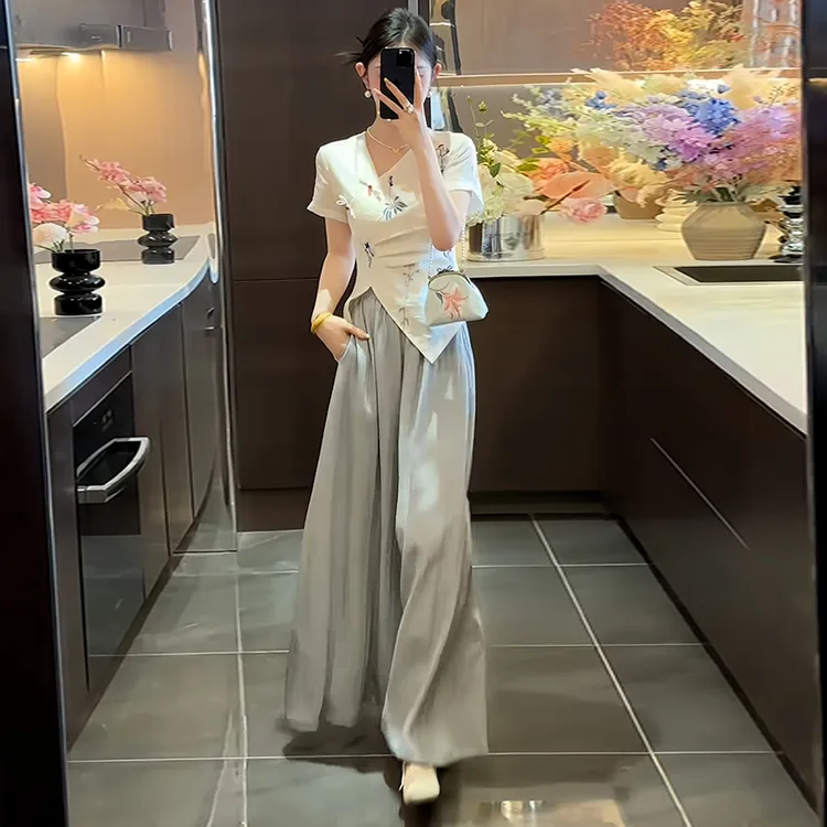 休闲新中式国风套装女2025夏季新款温婉气质刺绣上衣阔腿裤两件套