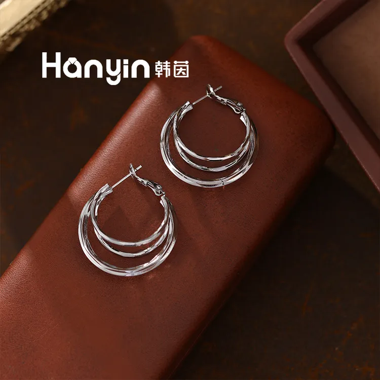 铜合金耳饰 925银针 3cm时尚百搭素圈气质冷淡风三圈自动弹扣耳钉