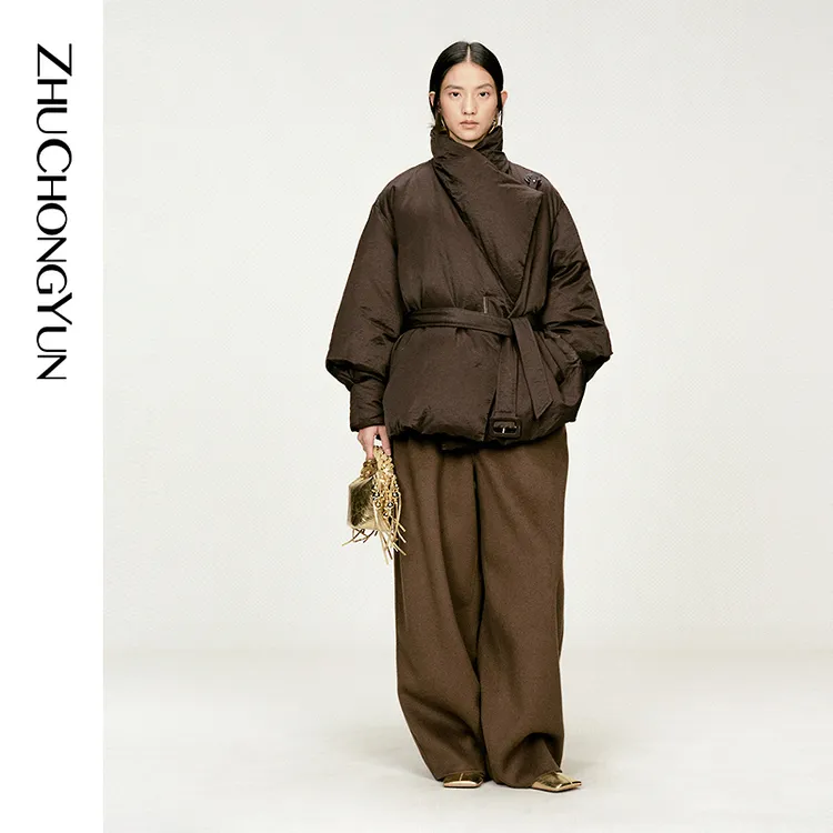 ZHUCHONGYUN2025冬新款宽松腰带鹅绒羽绒服立领外套C1FZ4424Y