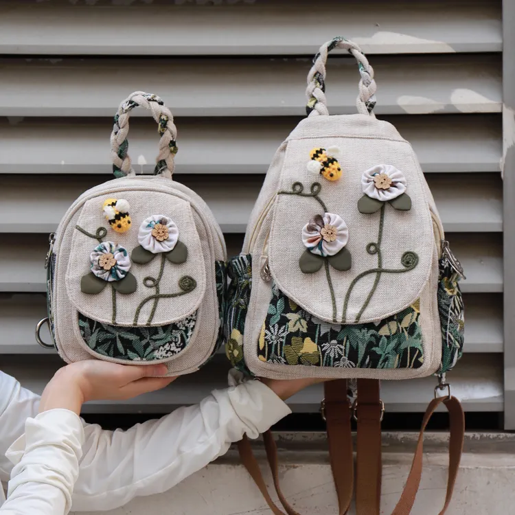 原创民族风简约百搭亲子帆布包立体手工设计竖款轻便多功能双肩包