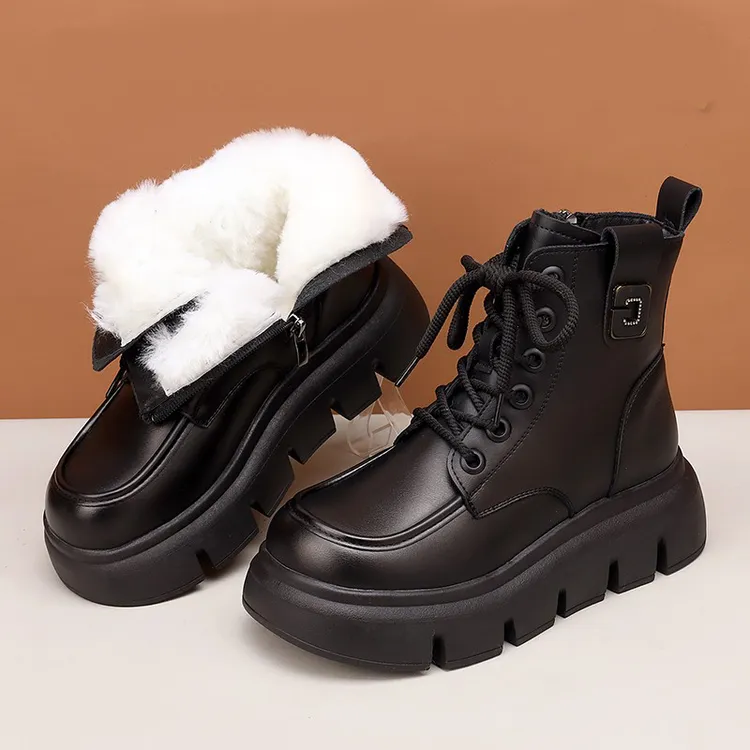 厚底英伦羊毛雪地靴女2025冬季新款皮毛一体防寒保暖软底大棉短靴