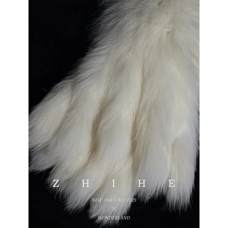 无艳一禾 狐狸毛单品百搭披肩YH0252198