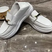 真皮纯色平底百搭乐福鞋子8827
