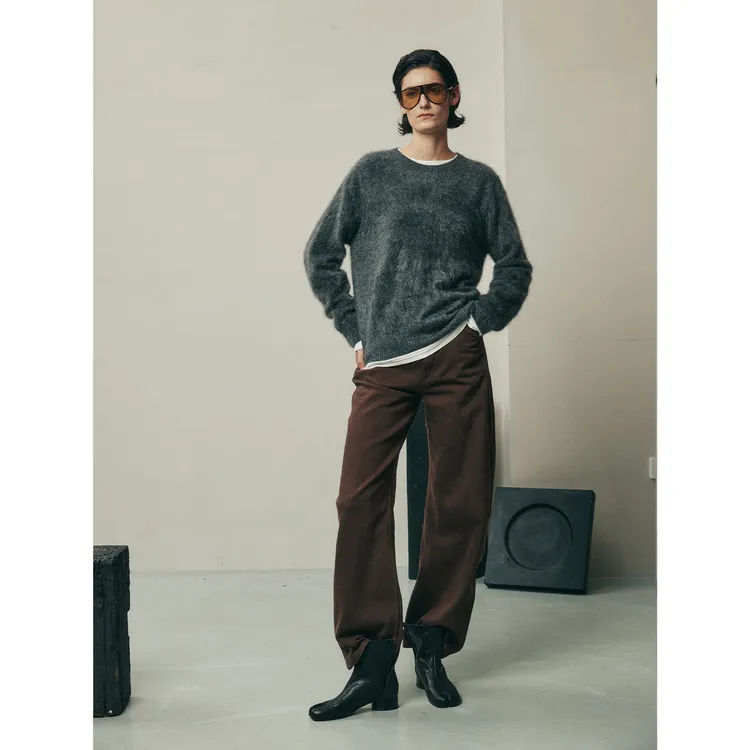 Ayuko｜暖绒奢境 稀貴1oo白山羊绒拉绒柔糯无缝一体圆领针织衫2416