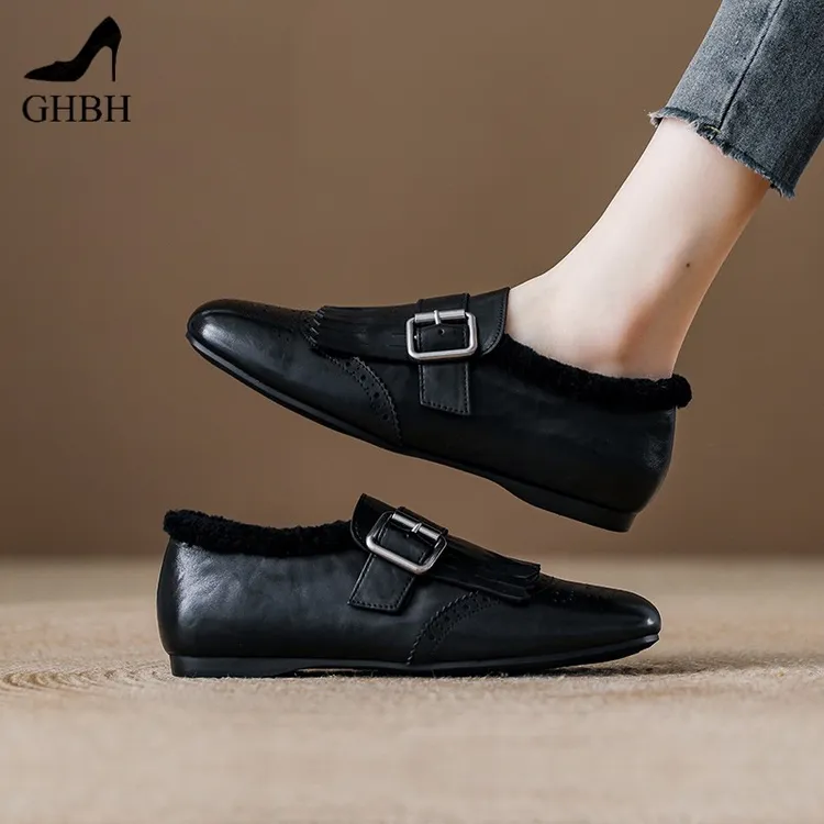 冬季头层简约方头雕花流苏加绒小皮鞋女冬新款复古布洛克单鞋