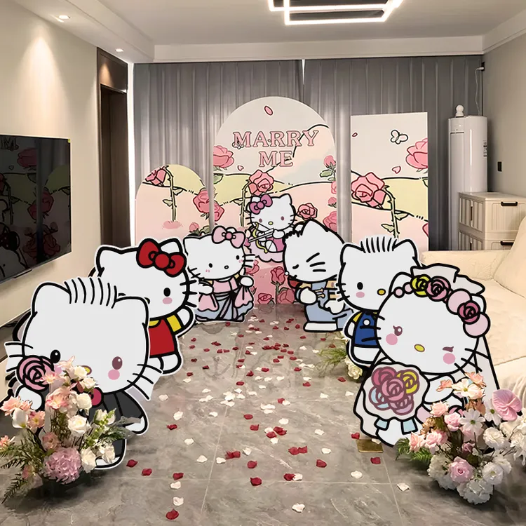 HelloKitty主题求婚室内布置高级感惊喜告白氛围仪式kt板气球用品