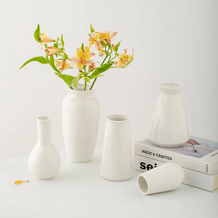 简约创意白色陶瓷小花瓶客厅水培鲜花高级感餐桌插花家居装饰摆件