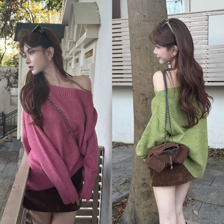 卡卡【缪斯公主】露肩甜美减龄软糯宽松休闲斜领毛衣