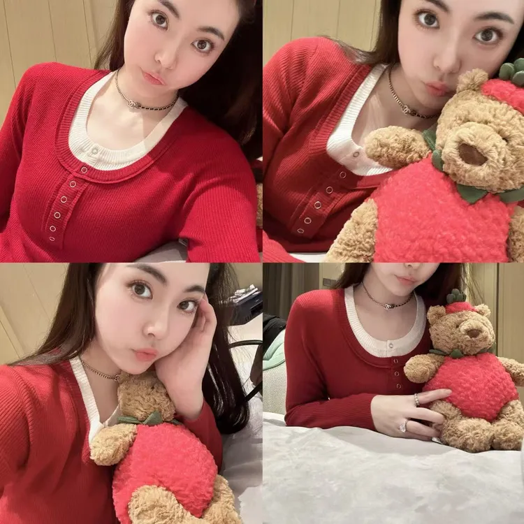 PM王囡囡 “辣妹日记” 初秋红色针织衫 NC1D0474