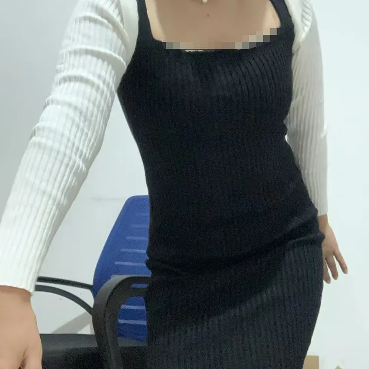 法式复古假两件针织毛衣连衣裙女秋冬气质显瘦收腰U领包臀小妈裙