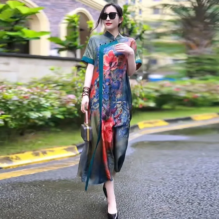 H夏季上新立领改良旗袍连衣裙2025原创宽松大码优雅印花真丝长裙