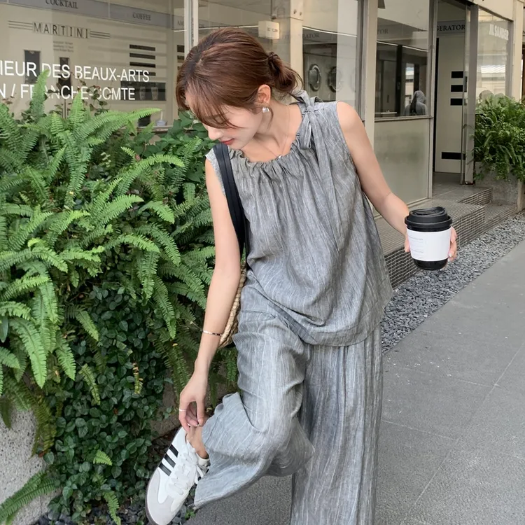 慵懒风系带无袖上衣高腰阔腿裤两件套轻薄透气扎染皱肌理质感套装