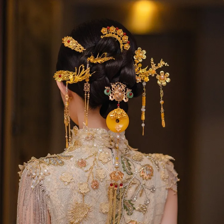 合金婚庆饰品 2025新款新娘头饰发簪古装中式龙凤褂秀禾发饰D0419