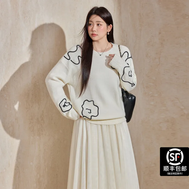 蓝语大码女装2025针织秋季上衣女圆领撞色保暖常规款厚款套头毛衣