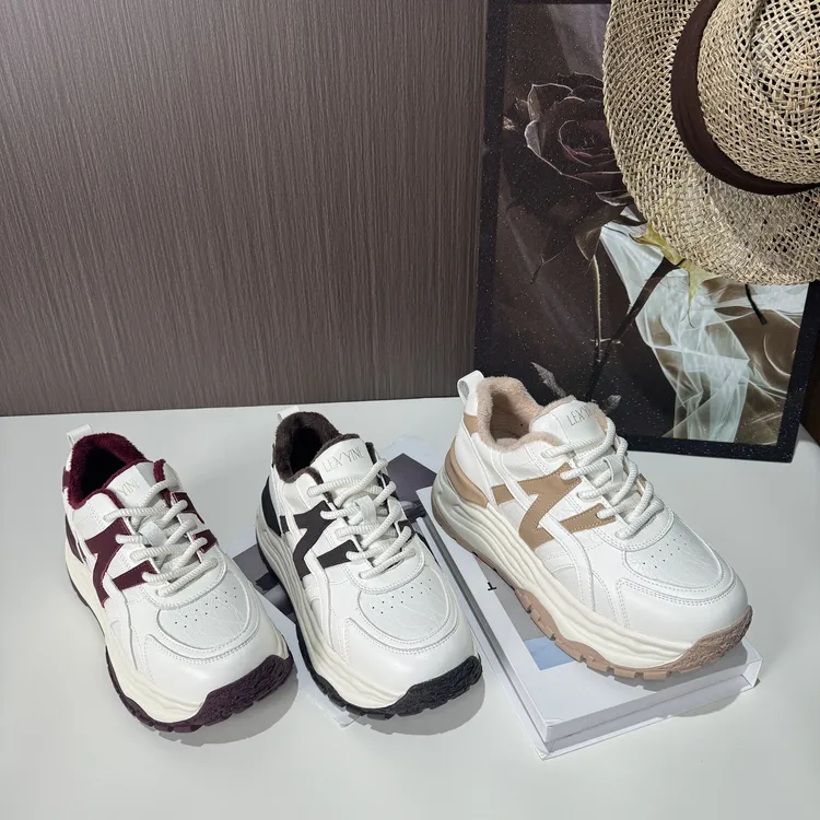 【加绒惊喜鞋】靠谱之光 冬季加绒皮面系带拼色时尚休闲鞋绒里0882