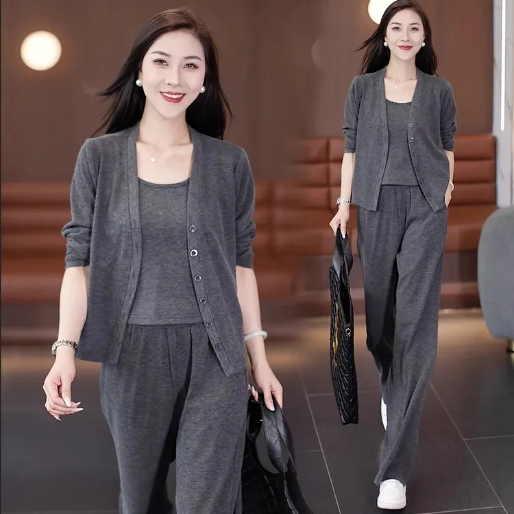 La babite时尚套装2025新款韩版洋气显瘦短款开衫阔腿裤三件套潮