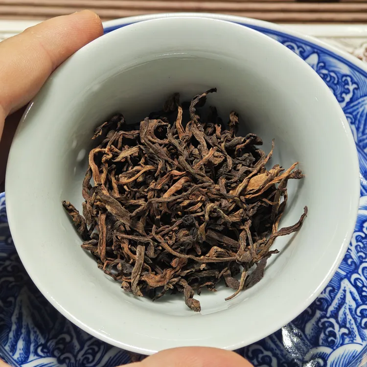 2025滑竹梁子古树熟茶—劲大—粘稠—醇厚—清凉感入喉—木质味—枣甜香