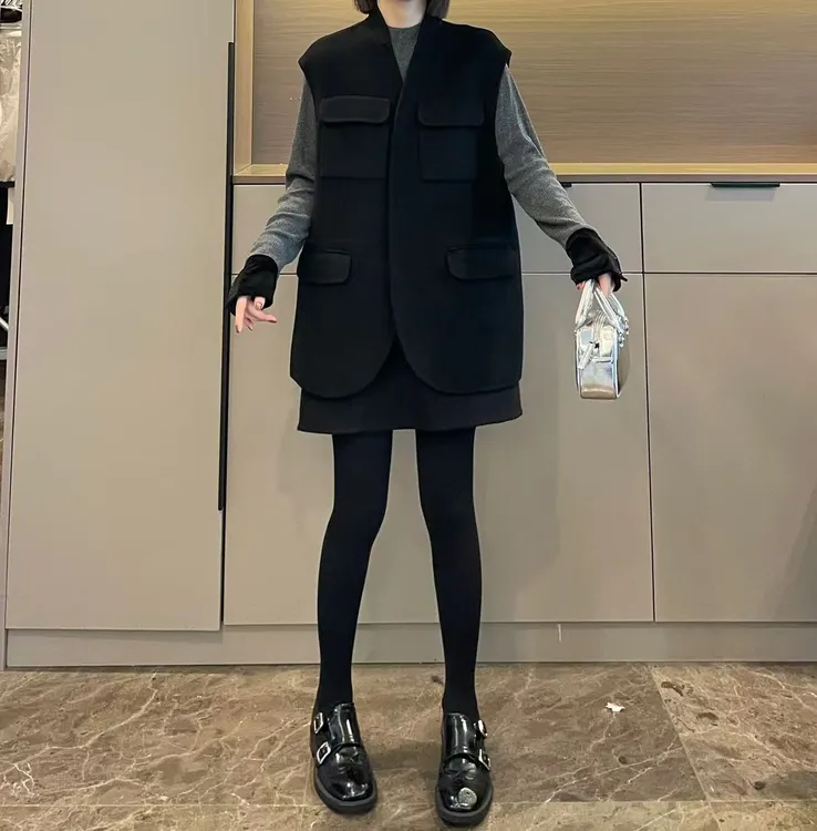 米可/MK-3139ZJ【V领工装翻盖口袋双面绒马甲】时尚冬季新款马甲