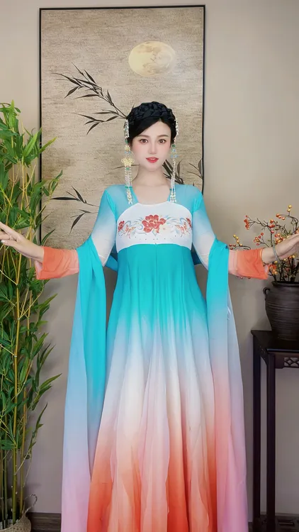 新款锦鲤连年渐变长款飘逸仙气改良汉服轻薄透气新中式国风连衣裙