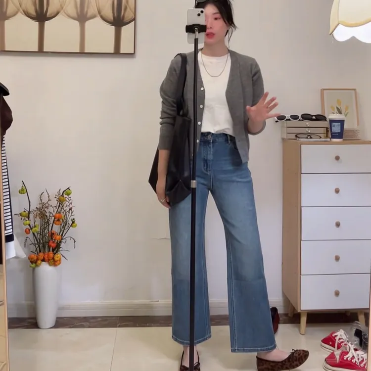宝藏裤型巨显腿长秋季高腰直筒四面弹牛仔裤