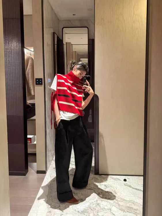 2025秋冬新款复古撞色条纹高领针织马甲女绑带坎肩背心上衣休闲裤