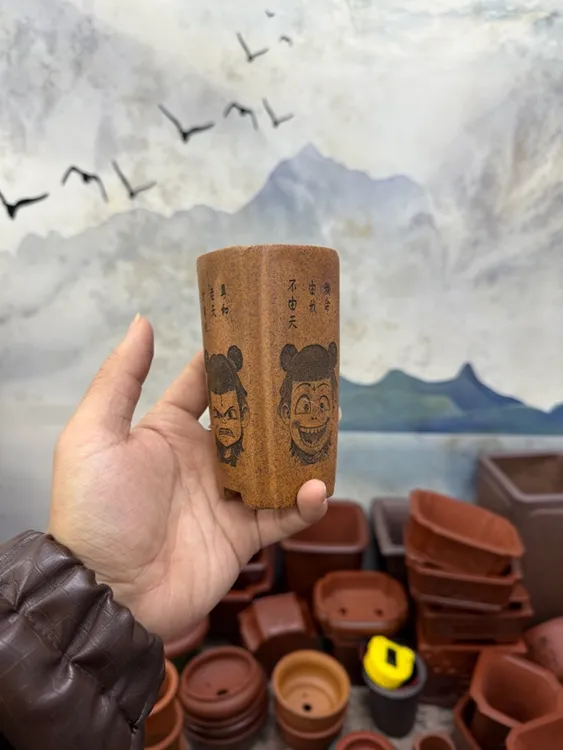 宜兴紫砂龙骨金砂内圆外方千桶花盆哪吒2刻画花盆内经5.5x10.5cm