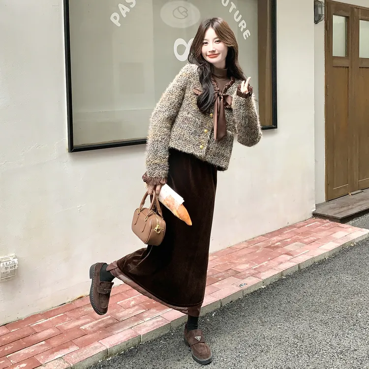 法式优雅气质大方得体套装女2025秋季小香风外套丝绒半身裙两件套