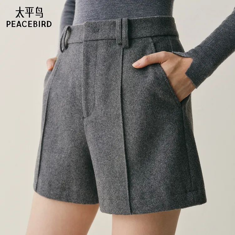 太平鸟甄毛系列斜门襟西装短大衣25新立体廓形大衣外套AAAAF411E