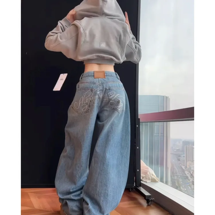 美式复古重工烫钻字母牛仔裤女秋季高腰显瘦宽松阔腿弯刀拖地裤子