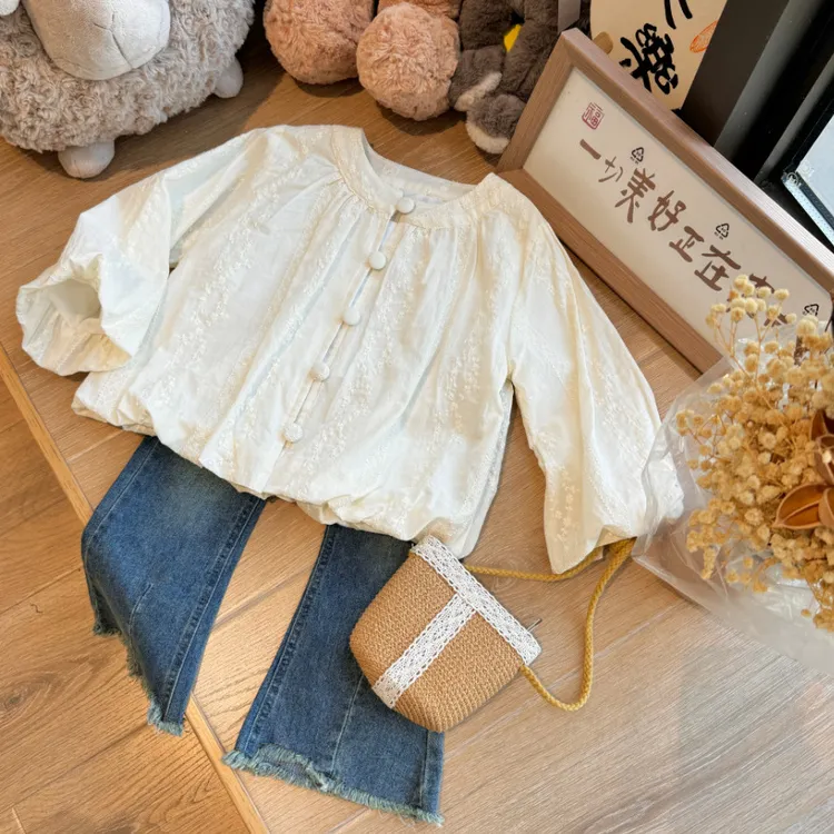 女童装春秋装蕾丝衬衫25新款儿童秋季韩版泡泡袖女宝宝上衣31120