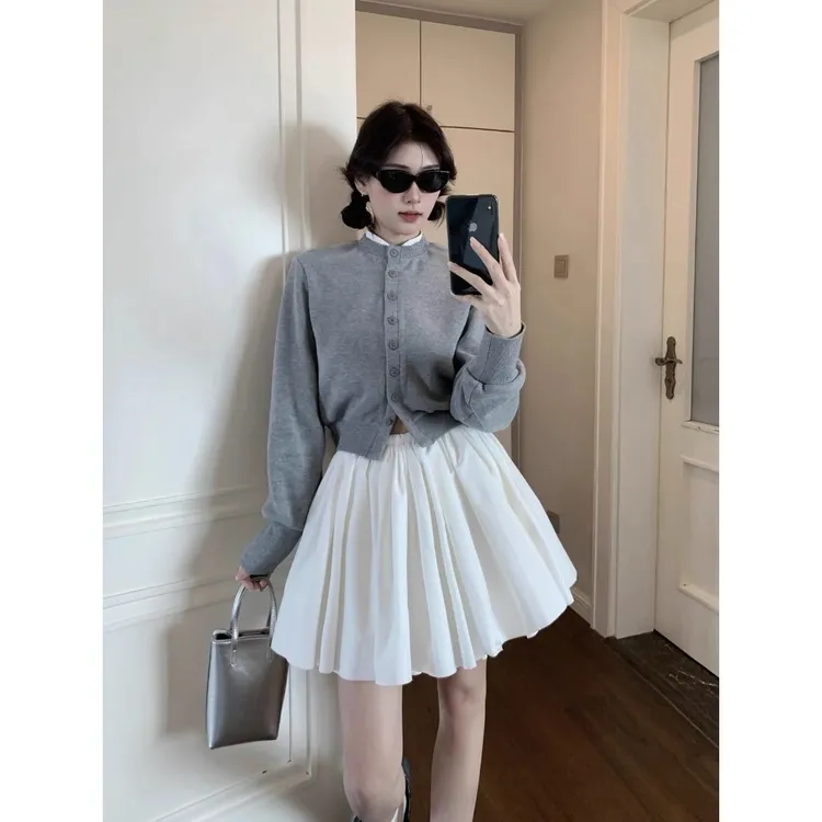 2025新款拼接针织外套设计感圆领单排扣针织开衫外套上衣女