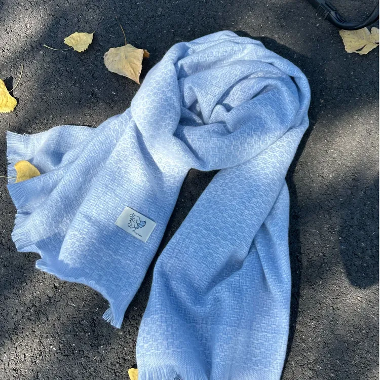 Honey Puppy氛围感纯色薄款格子围巾秋冬少女披肩围脖男女新款