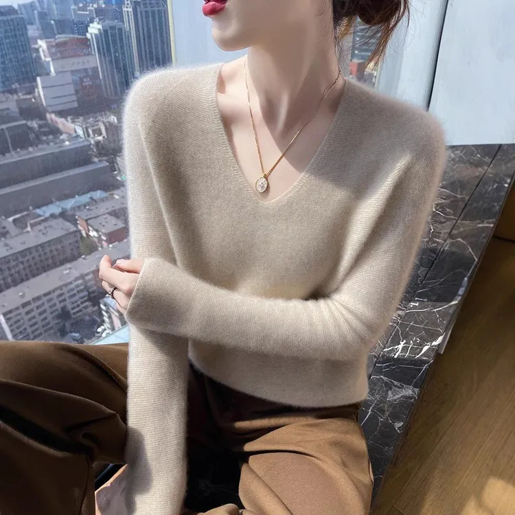 哥弟阿玛施正品一线成衣V领秋冬季薄款针织打底衫女洋气百搭毛衣