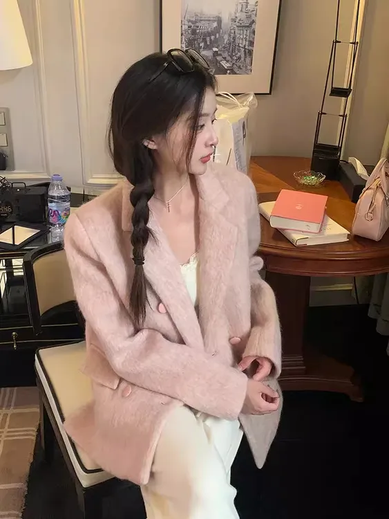 2025年新款秋冬季粉色呢子大衣女高级感毛呢外套小个子西装外套女