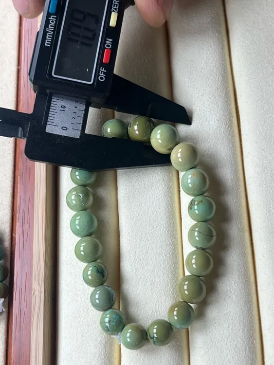 时尚精美天然原矿绿松石圆珠手串百搭女款