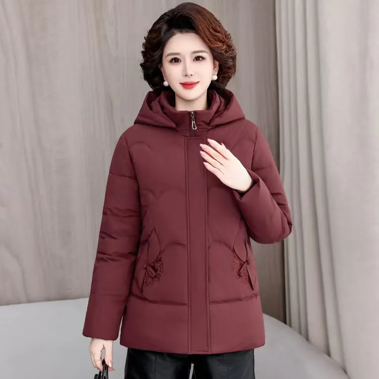 冬季妈妈装棉服2025新款中老年保暖大码冬装加厚时尚外套