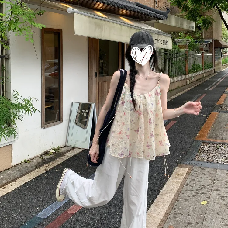 温柔风蝴蝶印花吊带衬衫女2025夏季新款甜美法式度假漂亮无袖上衣
